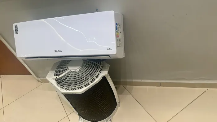 Ar condicionado 9mil btus inverter (com instalação).