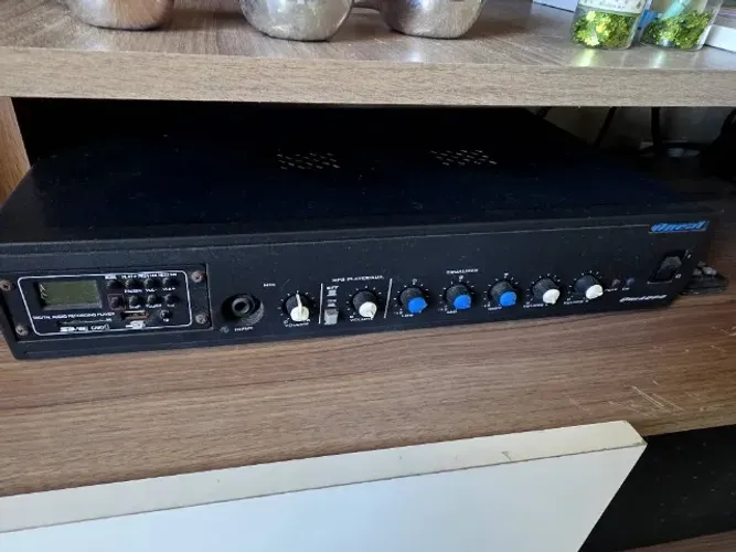 Amplificador Oneal 4000