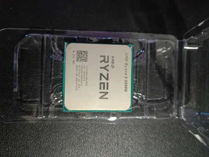Ryzen 3 2200g
