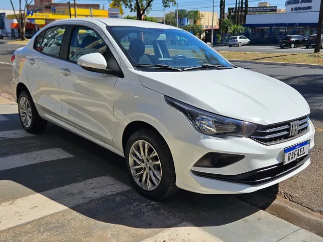Fiat Cronos Drive 1.3 8V Flex 2024