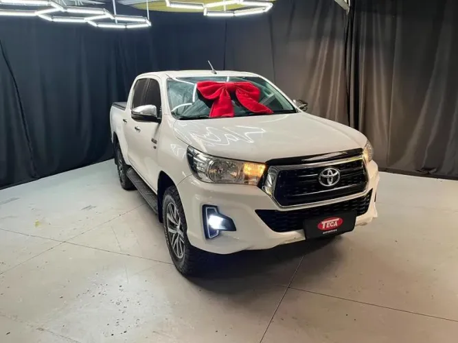 Toyota Hilux CD 4X4 2.7 16V Flex Mec. 2020
