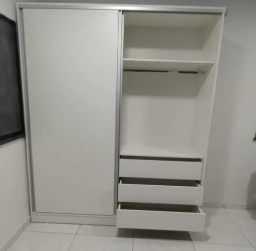 Roupeiro em mdf