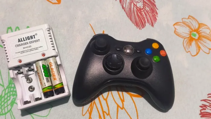 Controle Xbox 360 + pilha recarregável 