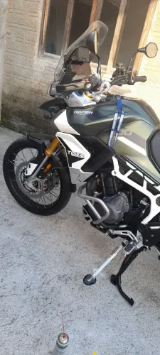 Moto tiger 900 rally pro.