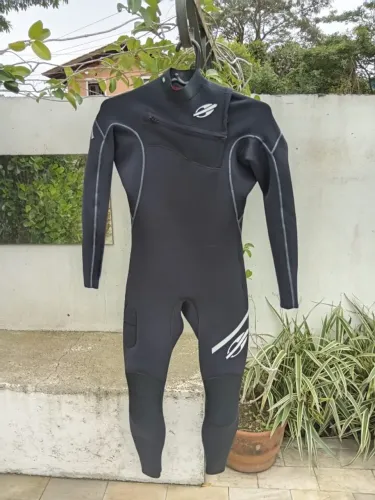 Roupa de neoprene Mormaii