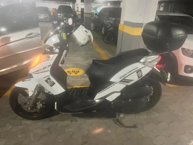 Moto cityclass Dafra 200i