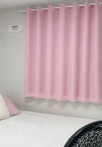 Cortina blackout com tule rosa bebê 1.40 por 2.00 