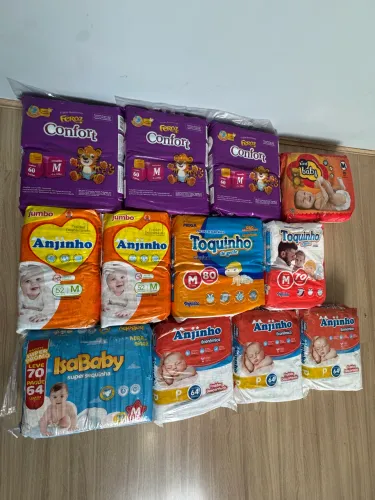 Fraldas tamanhos P e M 