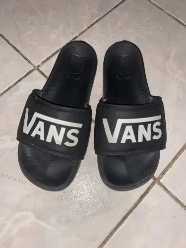 sandália vans