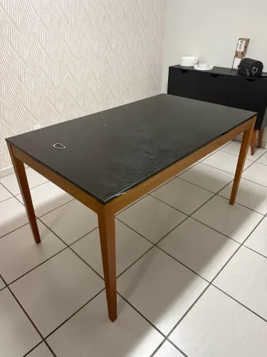 Mesa e bufe