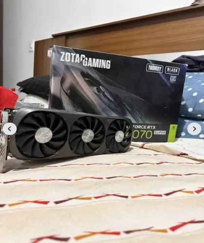RTX 4070 SUPER 12GB
