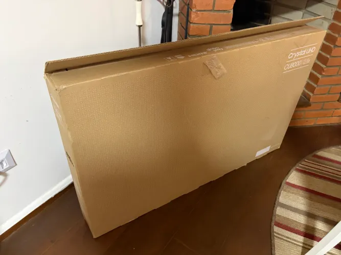 Tv Samsung 4k 50 polegadas (caixa,manual,suporte)