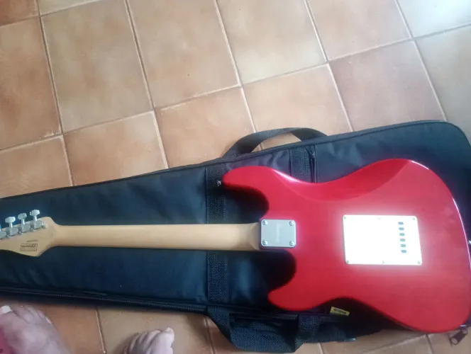 Guitarra strimberg