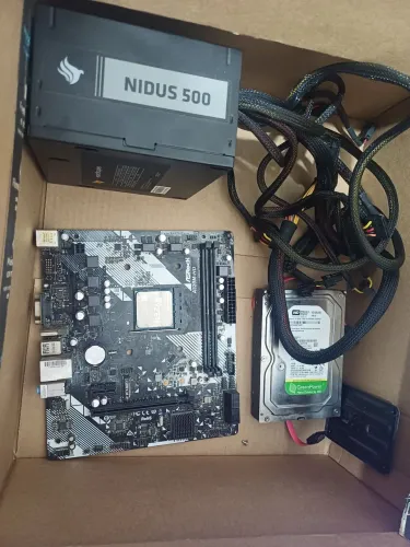 KIT AM4, A320 ASROCK, RYZEN 5 2600, FONTE NIDUS PICHAU 500W 80PLUS BRONZE, HD 1TERA, S/C