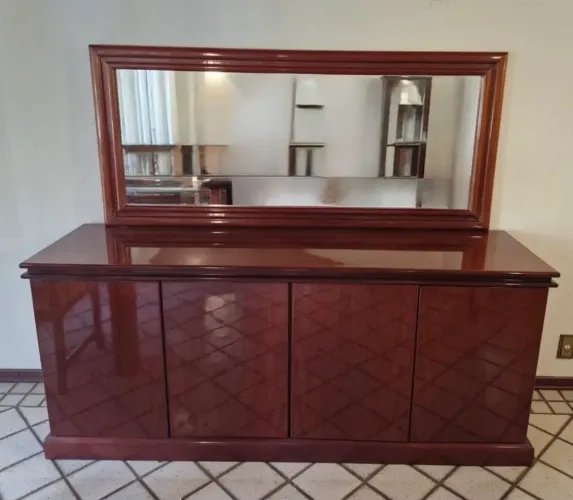Buffet em mogno maciço com espelho