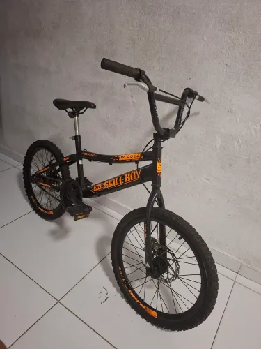 BICICLETA INFANTIL.