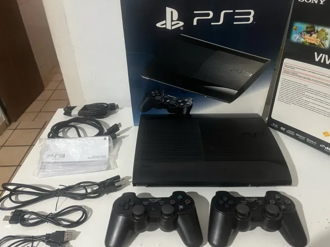 PlayStation 3 com 5780 jogos HD 500gb