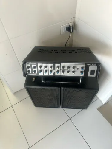 Amplificador e caixas