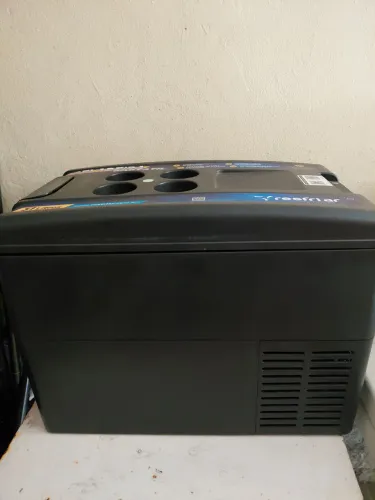 Vendo geladeira portátil