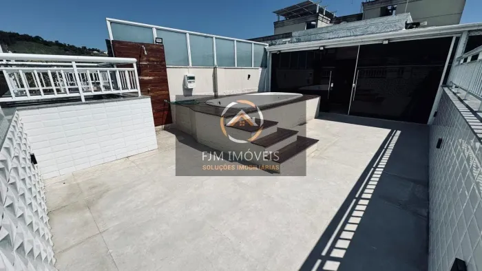 Venda de Cobertura em María Paula - Niterói: 155m² 3 Quartos