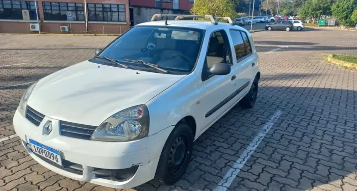 Renault Clio Campus Hi-flex 1.0 16V 5P 2010