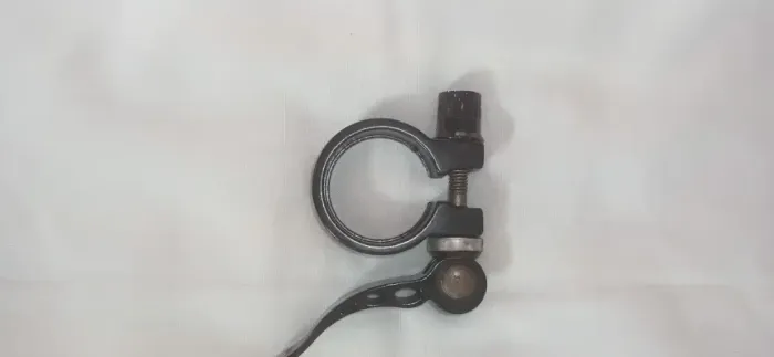 Abraçadeira De Selim Alumínio 31,8mm C/ Blocagem Canote 27.2 (Usado)