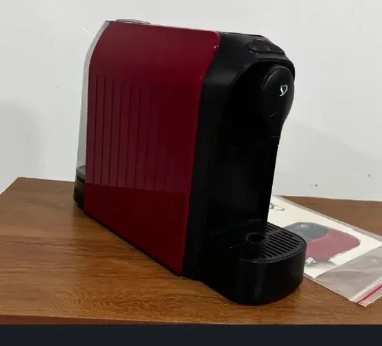Cafeteira 3 corações com 2 meses de uso apenas 