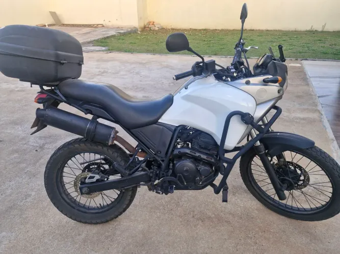 MOTO YAMAHA XTZ250 TENERE