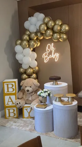 decoração chá de bebê neutro