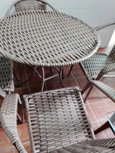Mesa com cadeiras