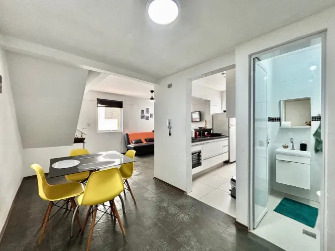 Apartamento Duplex à venda no Tombo no Guarujá, SP | QVista Inteligência Imobiliária Guaru