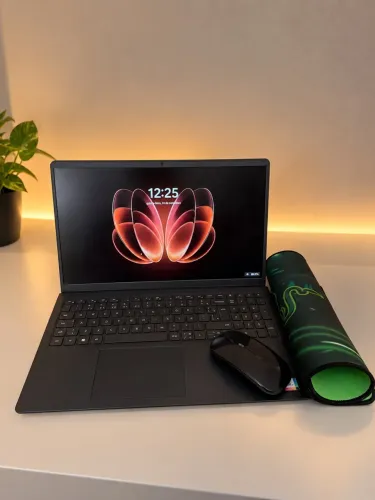 Dell Inspiron 15 3520 i7 12ª Geração 16GB RAM SSD 512GB + MOUSE WIRELESS + MOUSE PAD