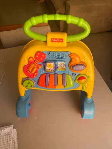 Andador infantil fisher price