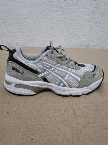 Tênis asics
