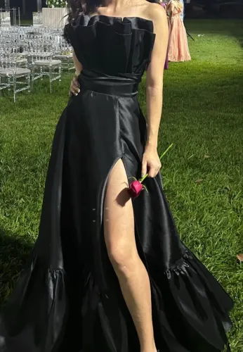Vestido de festa preto