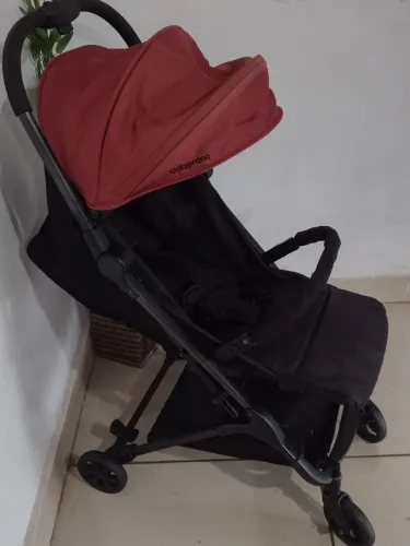Carrinho de bebê passeio 