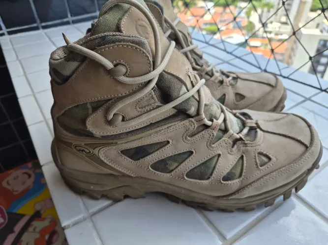 BOTA COTURNO AIRSTEP MULTICAM BRAVO 10
