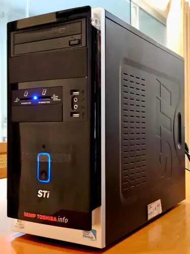 Computador Semp Toshiba STI Intel Pentium DualCore E5300; RAM 2GB; HD Samsung 320 GB
