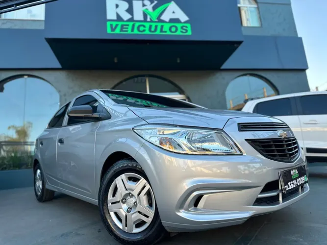 Chevrolet Onix JOY Hatch 1.0 8V Flex Mec. 4P 2018