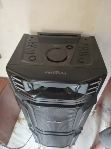 CAIXA DE SOM TORRE 1800W BRITANIA( TROCO POR CELULAR REDMI 15 OU IPHONE)