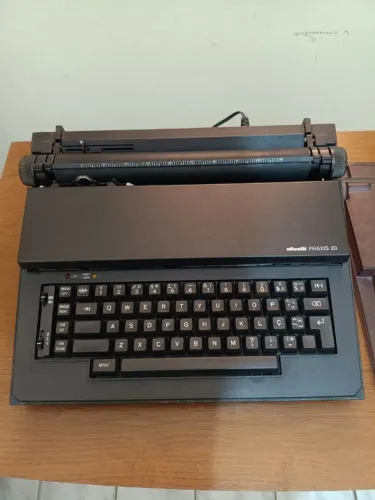  Estado Impecável | Olivetti Praxis 20 Vintage Funcionando