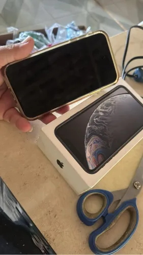 Vendo iPhone XR 