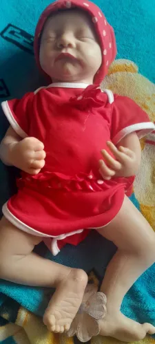 Bebê reborn silicone sólido