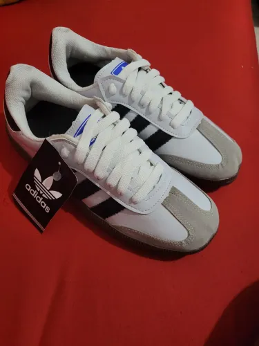 TÊNIS similar Adidas SAMBA  N°36