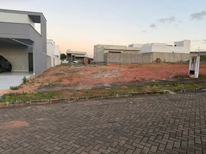 Terreno no Jardins Perucaba 1