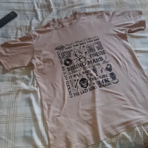 Camiseta oversized Bruno mars M