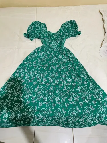 Vendo vestido semi novo