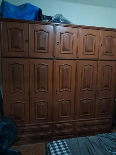 Vendo Guarda Roupa