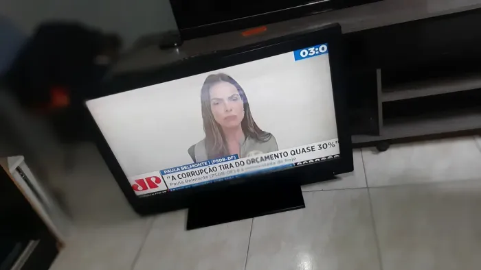 Vendo TV 40 polegadas 