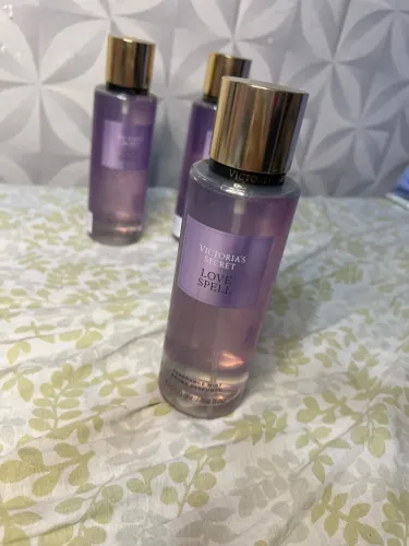VICTORIA?S SECRET LOVE SPELL?250ML.